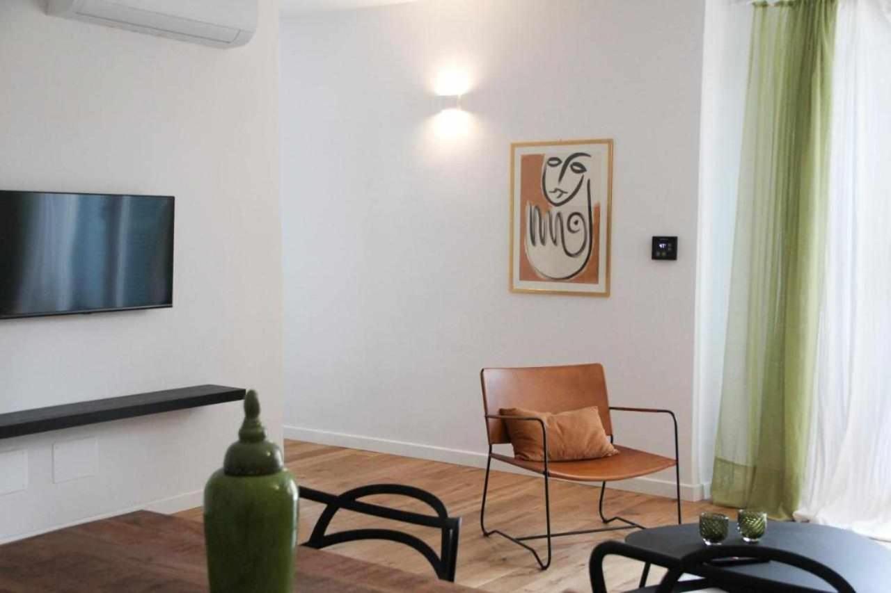 Waterfront Balcony I Grani 1 Resort Style Suite Livorno Exterior photo