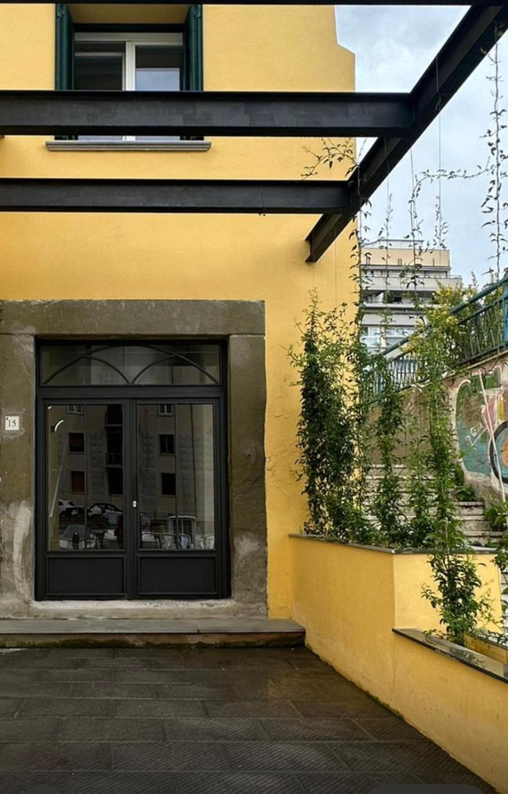 Waterfront Balcony I Grani 1 Resort Style Suite Livorno Exterior photo